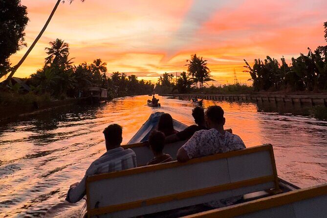 Kalappura Houseboats Combination Backwater Tour - Why Travelers Love This Tour