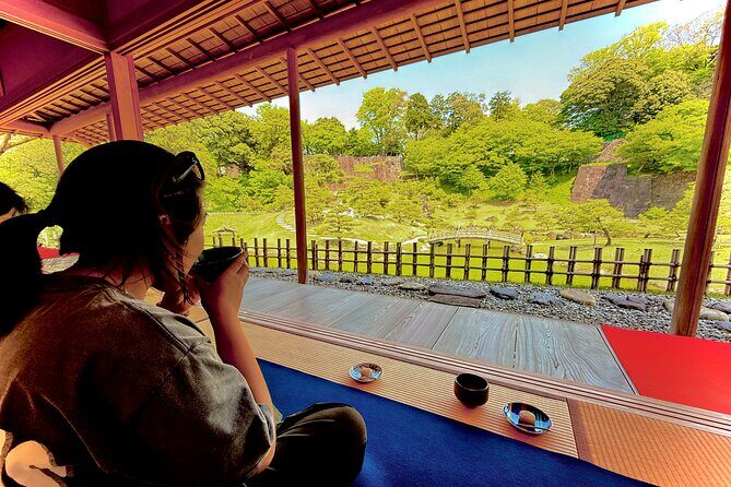 Kanazawa Full Day Private Tour to Top Highlights with Local Guide - Exploring Architectural and Garden Gems