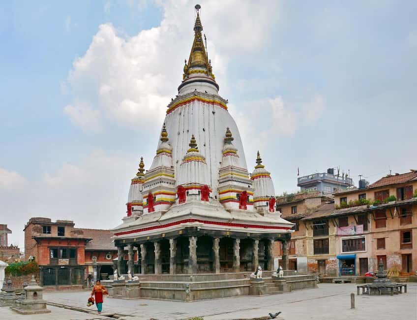 Kathmandu: Bungmati Village Tour with Cooking & Wood Carving - Hands-On Wood Carving Workshop: A Craftsman’s Perspective