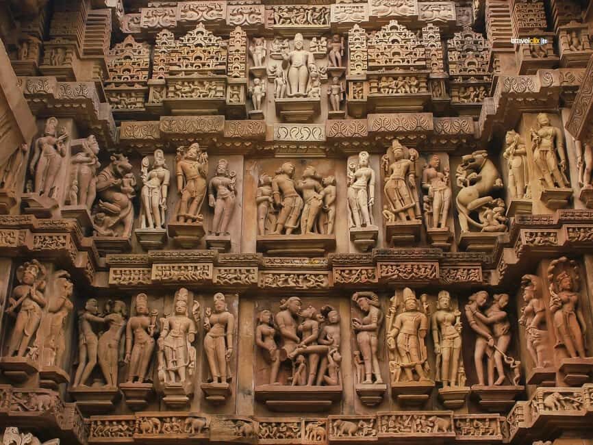 Khajuraho: Private Kamasutra Temples Day Tour with Guide - The Intricate Carvings and Their Stories