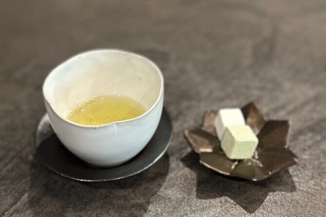 Kimono, Tea Experience and Handcraft Bonsai in Hakone Gora - Who Will Love This Tour?