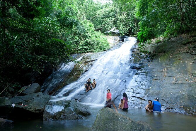 Kuala Lumpur Private Tour to Batu Caves Hotsprings And Waterfalls - FAQs