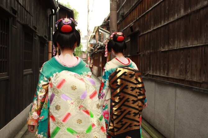 Kyoto Early Bird English Tour: Gion & Higashiyama(Private opt) - The Experience of a Guided Tour