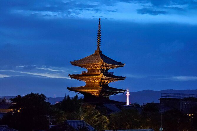 Kyoto Gion Night Guided Walking Tour for 3 Hours - In-Depth Review of the Kyoto Gion Night Guided Walking Tour