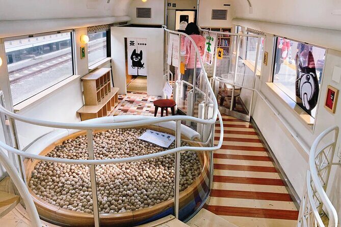 Kyushu Day Tour:Aso Boy Scenic Train, Aso Volcano,Kumamoto Castle - An In-Depth Look at Your Kyushu Day Adventure