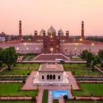 Lahore Big Bus City Tour - Who Should Book This Tour?