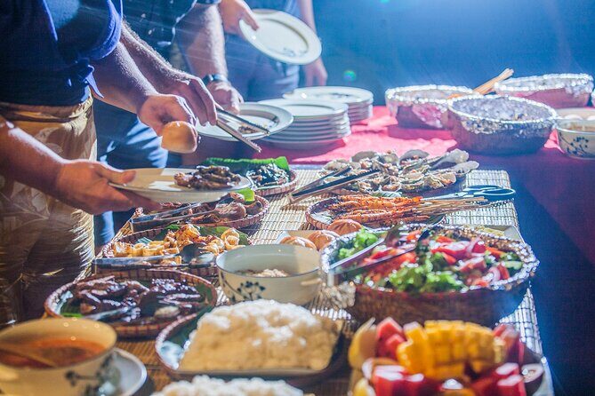 Lan Ha bay deluxe cruise 2D/1N: kayaking & swimming at pristine places & meals - The Experience: Activities and Atmosphere in Detail