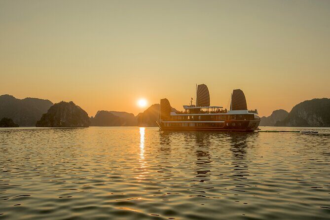 Lan Ha boutique & budget cruise 2D/1N: kayaking, swimming at pristine bay & meal - Authentic Experiences and Customer Feedback