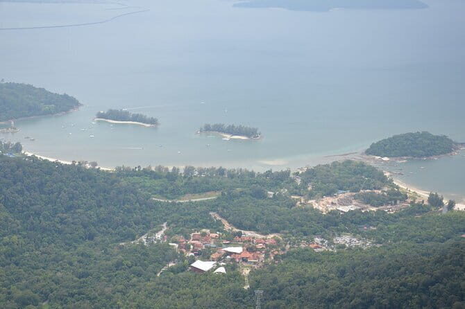Langkawi Private Tour With Cable Car Plus Eagle Nest's Sky Walk - Who Is This Tour Best Suited For?