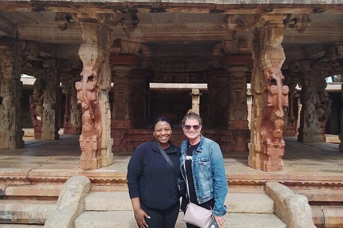 Lepakshi Temple and Nandi Hills Day Trip from Bangalore - Lunchtime: Tasting Local Flavors