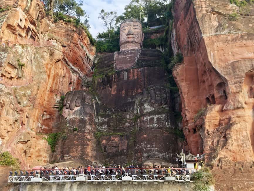 Leshan Giant Buddha Private Tour & Jurassic Expedition - Exploring Leshans Wonders: An In-Depth Review