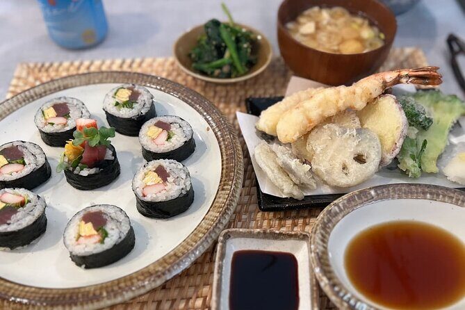 Let's make Roll sushi and Tempura at Ryoko's house in Tokyo - In-Depth Look at the Experience