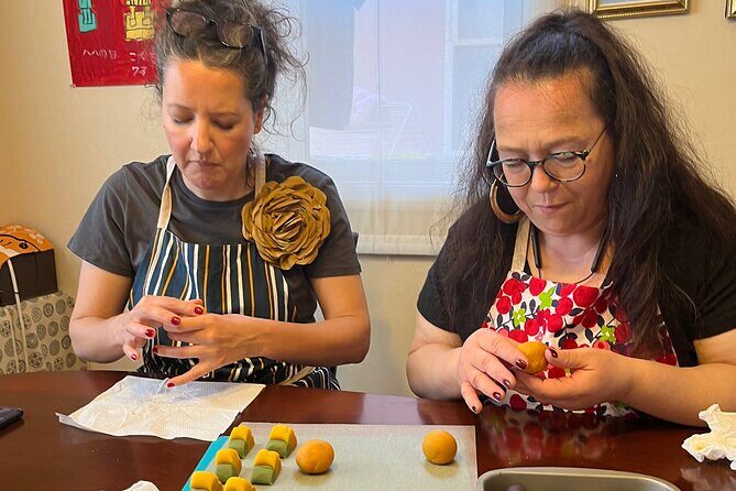 Let's make Wagashi at private home in Yokohama, suburban Tokyo - Who Should Consider This Experience?