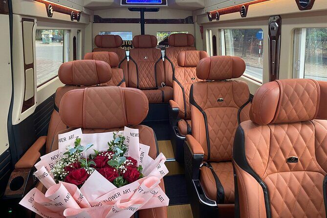 Limousine Bus Hanoi - Halong Bay (Drop off any Cruise lounge) - The Sum Up