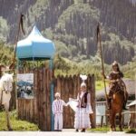 Live show in Huns Gunny Ethno Village with lunch and Troat Farm - Why This Tour Works Well