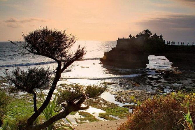 Lombok City Tour: Private Temple Tour with Lunch - Who Would Love This Tour?