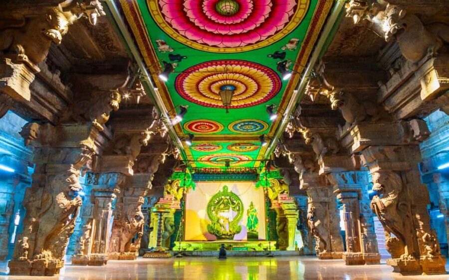 Madurai: Culture and History Night Tour of Temple and Palace - Practical Details & Traveler Tips