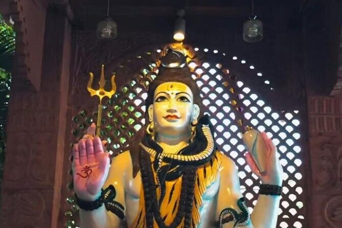 Maharashtra Three Jyotirlinga Tour from Mumbai - Transportation and Logistics