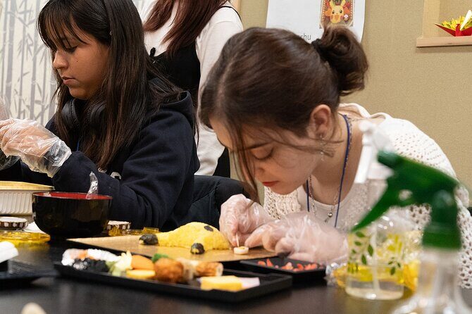 Making a Pokémon Pikachu character Bento - A Detailed Look at the Experience in Tokyo