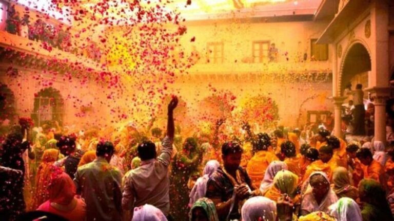 Mathura Vrindavan Holi Tour 2025 with Taj Mahal - Who Would Love This Tour?