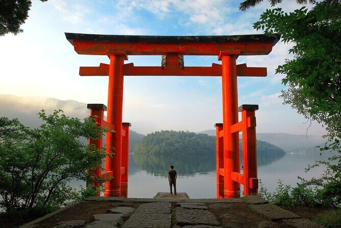 Mt. Fuji & Hakone Tour Lake Ashi, Owakudani & Ropeway Adventure - Who This Tour Is Best Suited For