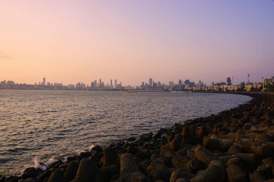 Mumbai City Tour with Option to Add Elephanta Caves - Exploring Mumbai: What to Expect from This Full-Day Tour