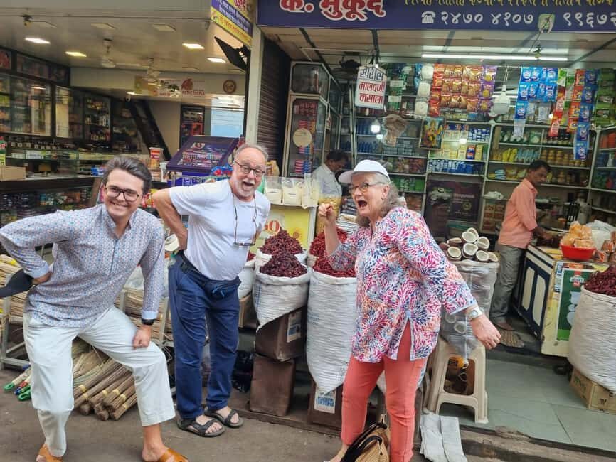 Mumbai: Guided Tour with Bollywood Dance & Lunch - Practical Details & What to Expect