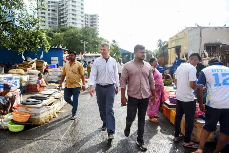 Mumbai Morning Market Tour of Flowers, Fish, and More - FAQ
