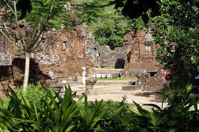 My Son Sanctuary Sunset - small group tour - Who Will Love This Tour?