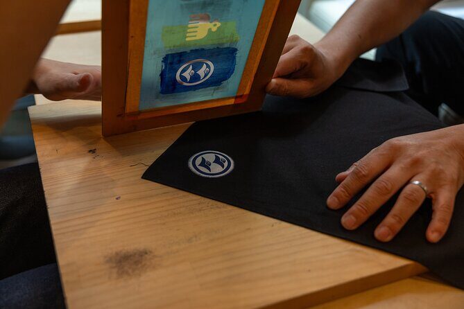 Nagoya Kuro Montsuki Traditional Family Crest Dyeing Workshop - Exploring the Workshop: A Deep Dive