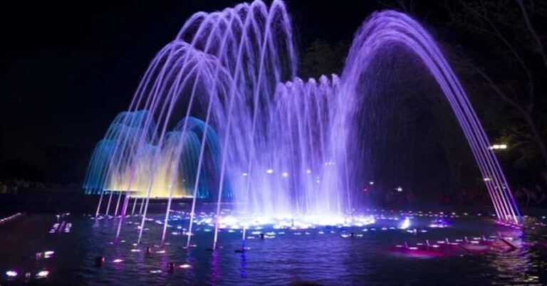 New Delhi: Akshardham Temple Light Show With Custom Add Ons - The Experience: What Really Makes It Special