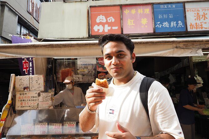 Nezu Shrine and Yanaka: Morning Downtown Walking Tour - Exploring Kanon-ji Tsuiji Wall