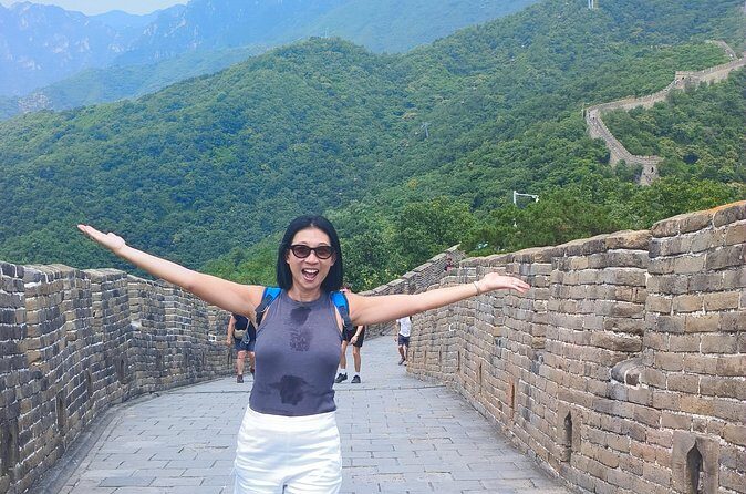 Night tour of Mutianyu Great Wall with English Speaking Driver - Who Will Love This Tour?