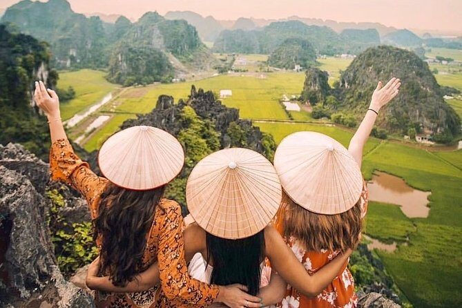 Ninh Binh Day Trip - Transportation and Group Size