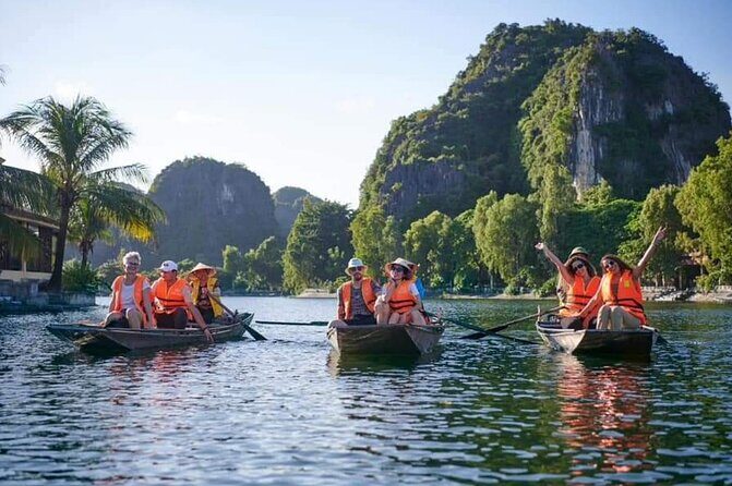 Ninh Binh Tour from Hanoi for 6 - 9 Pax by DCar Limousine - The Value for Travelers