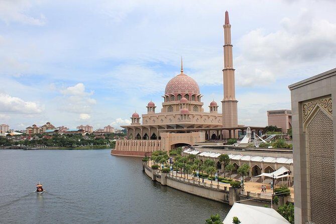 Now Everyone Can Visit KL 16hrs Private Tour from Singapore - Exploring the Itinerary in Detail