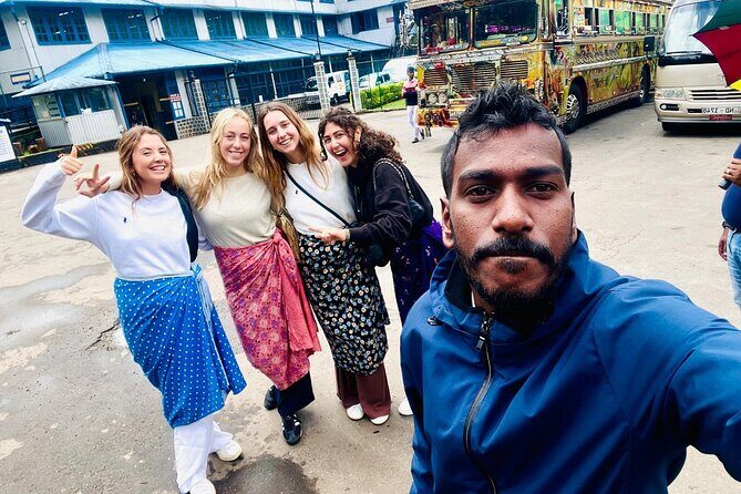 Nuwaraeliya Tea Factory and WaterFall Tours With DMJ Tours - Who Will Love This Tour?