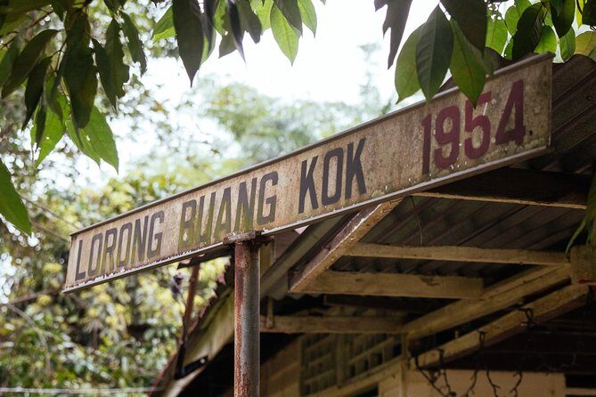 Off the Beaten Track in Singapore: Private City Tour - What Makes This Tour Special?