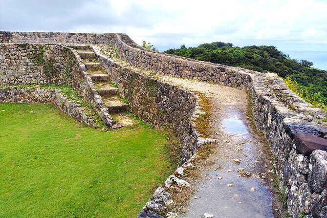Okinawa: Nakagusuku Castle Views and Legends Tour 1.5h - Practical Tips for Travelers