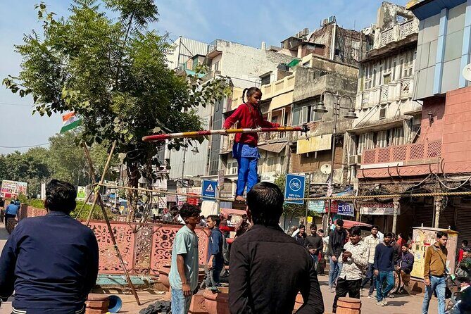 Old Delhi's Belly - Transportation and Group Size