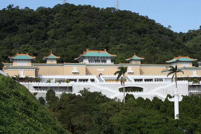 One-Day Historical and Heritage Tour in Taipei - Who Will Enjoy This Tour?