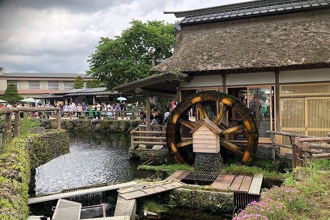 Oshino Hakkai and Kitaguchi Hongu Fuji Sengen Shrine Guided Tour - Why Choose This Tour?