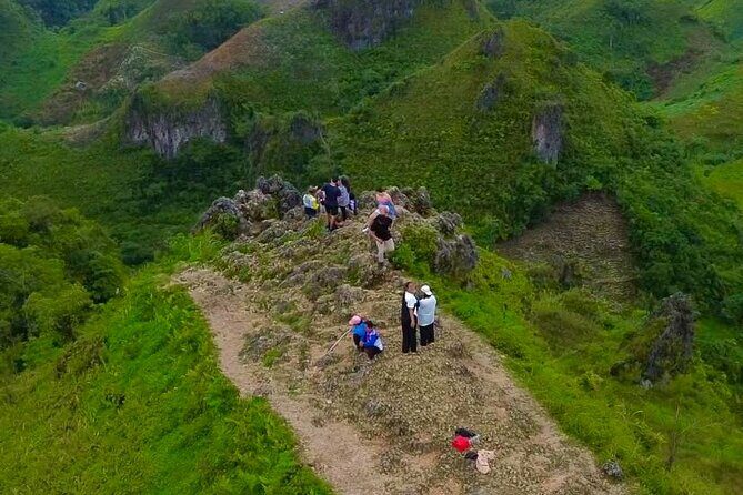 Oslob Whale Shark Snorkeling & Tumalog Falls with Osmeña Peak - Who Should Take This Tour?