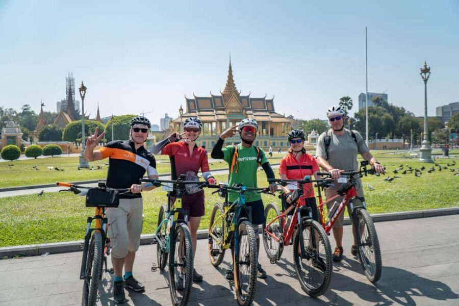 Phnom Penh City Bike Haft-Day Tour - A Deep Dive into the Phnom Penh City Bike Tour
