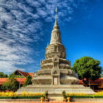 Phnom Penh: Private Walking Tour with a Local - Exploring Phnom Penh with a Local: An In-Depth Look