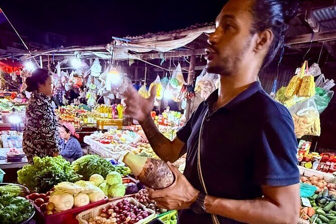 Phnom Penh Street Art and Noodle Lovers Tour by Tuk Tuk - The Itinerary Breakdown: What to Expect Each Step of the Way