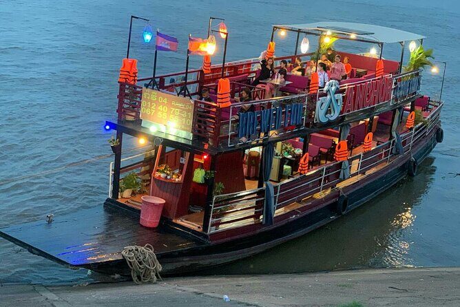 Phnom Penh to Siem Reap Cruise/road tour or Siem Reap/Phnom Penh - Authenticity and Tips from Reviews