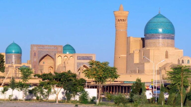 Photo session - Exploring the Heart of Bukhara Through Your Lens