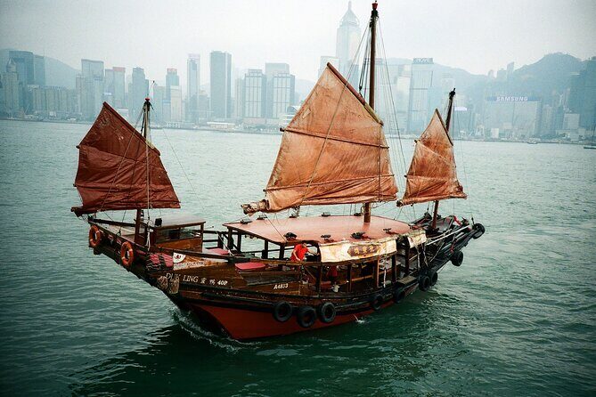 Photography Workshop and Photowalk (FIND YOUR DIRECTION) - A Deeper Look at the Experience