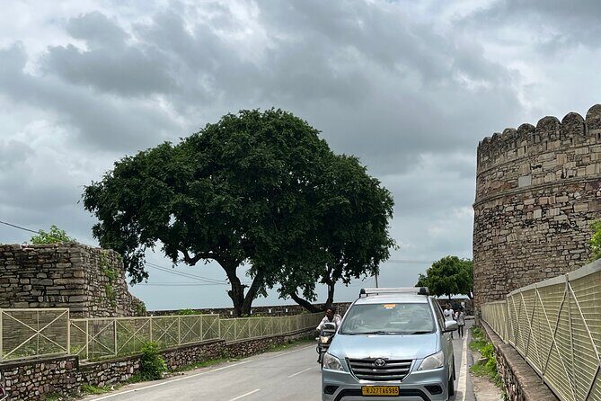 Private Chittorgarh Fort Day Tour with Guide, Lunch and Tickets - FAQ